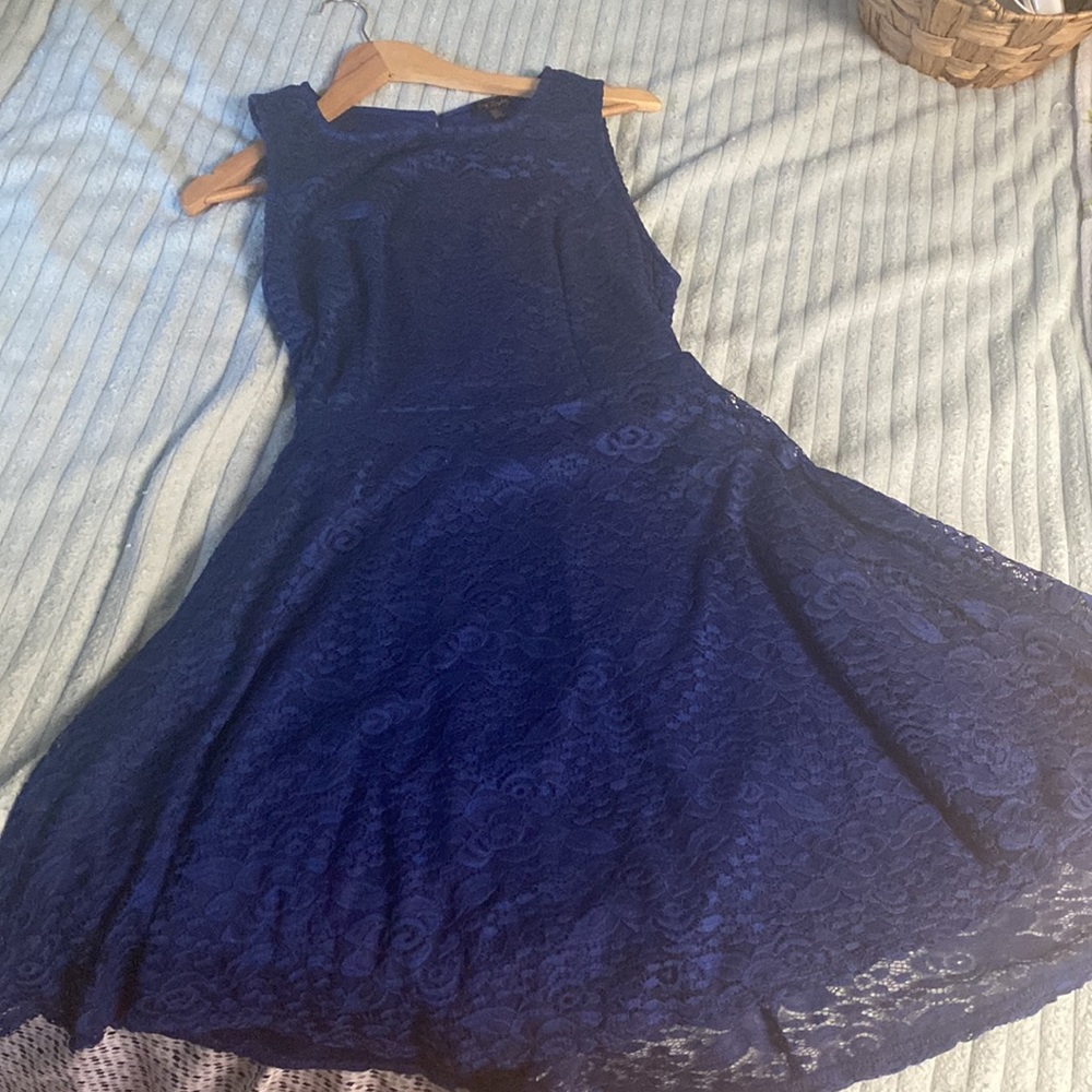 2/20$! Blue womens lace dress
